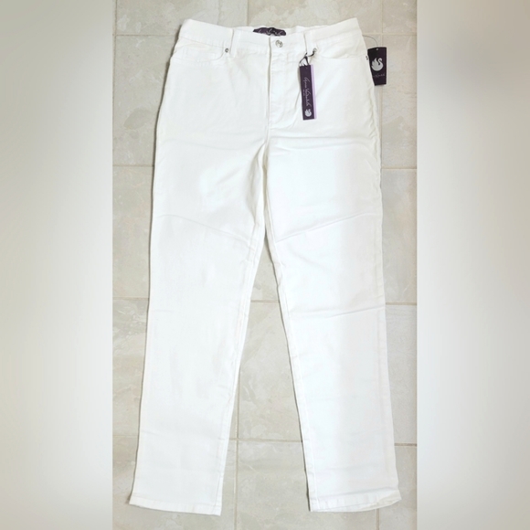 Gloria Vanderbilt Jeans White Straight Leg - Amanda - Picture 5 of 7